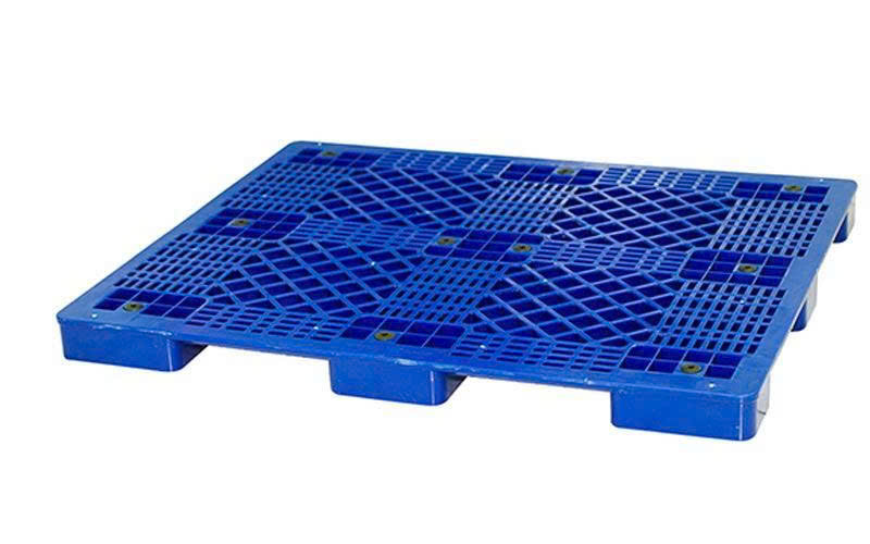 Pallet nhựa